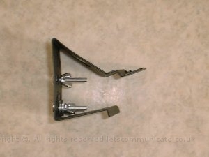 Dashmounsatnavbracket2ndtryside.jpg - After finding the supplied mounting for my first screen would not fit I came up with some thing new to all it to be removable still. The bracket its self is from Dashmount.co.uk