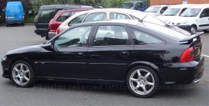 gsibside2.jpg - The GSI B at the Nissan dealers when I went to view it for the first time